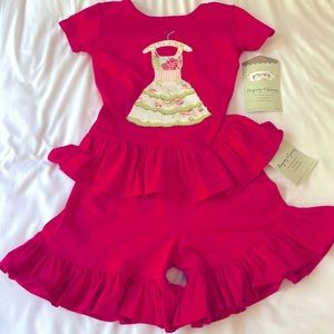 Persnickety, 2 piece set. Size 3, pink appliqué Elsie top & pink Mae shorts.